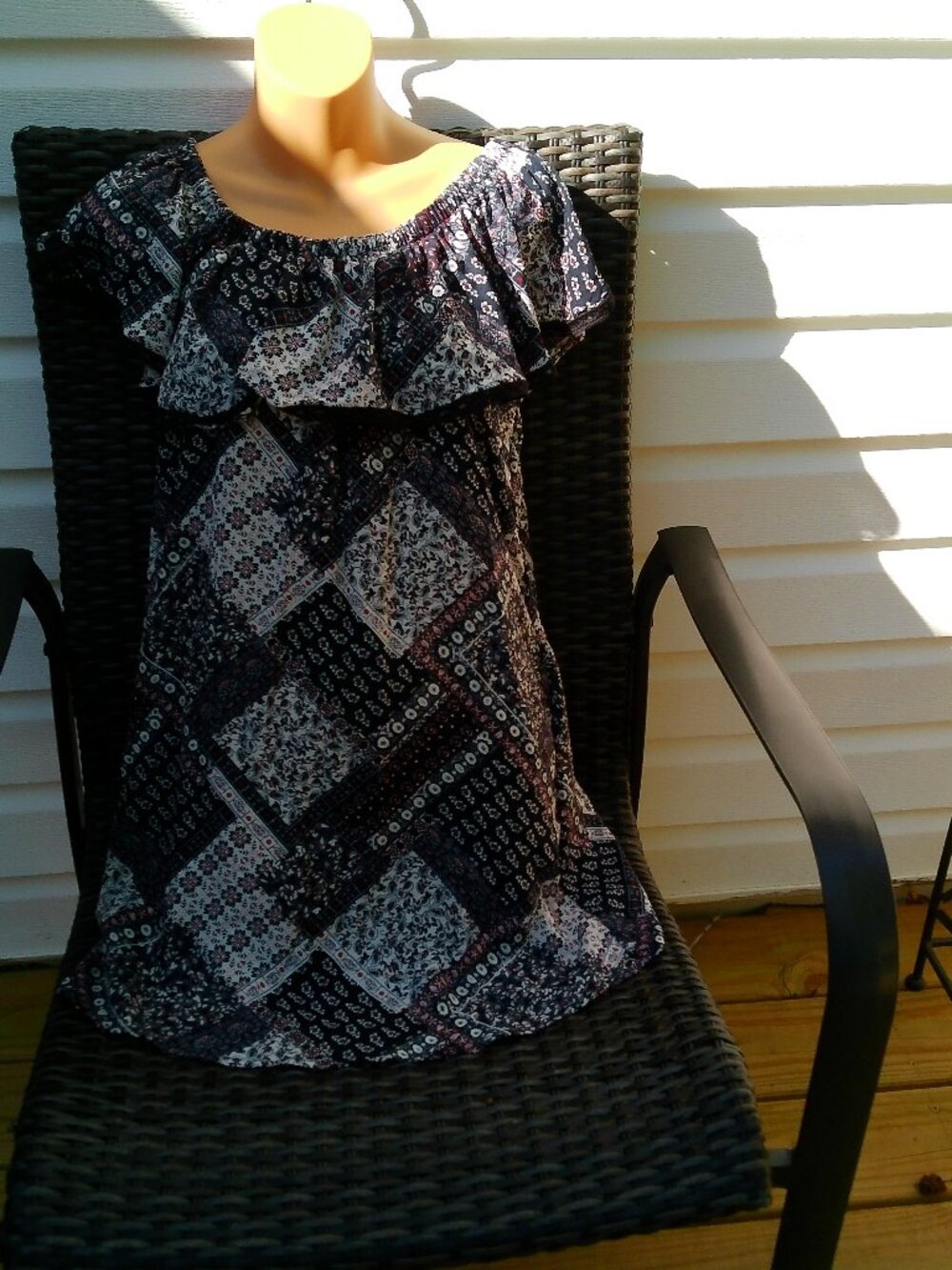 TRIXXIE DRESS SIZE SMALL BLUE RED WITH RUFFLE NECK